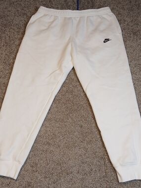 Nike Men's Sportswear Club Essential Fleece Joggers, White - XXL